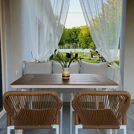 Magda Studios&apartments * Paralia Sikias